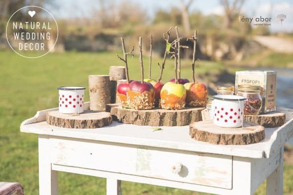 Natural Wedding Decor - autumn, caramel apple, tea, picnic
